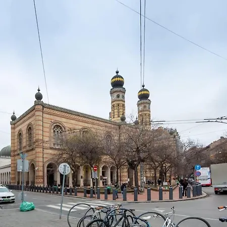 Super Quiet Sleep アパート *