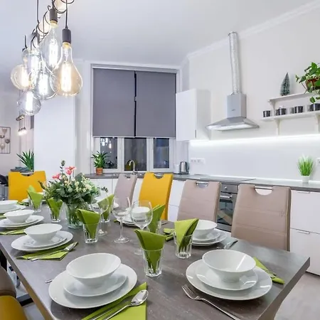 Super Quiet Sleep * Budapest